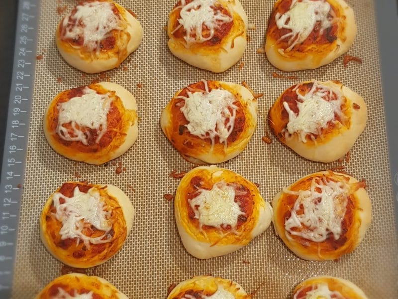 Cliquez pour zoomer ! Pizzette Thermomix par Marjodi