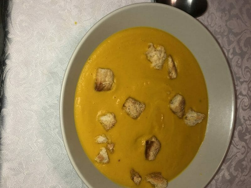 Cliquez pour zoomer ! Velouté carottes et pommes, au lait de coco Thermomix par Cynthia57