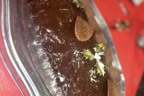 Cliquez pour zoomer ! Bûche mousse au chocolat Thermomix par Nena34