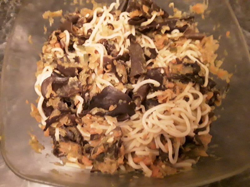 Cliquez pour zoomer ! Nouilles chinoises Thermomix par damienb39100