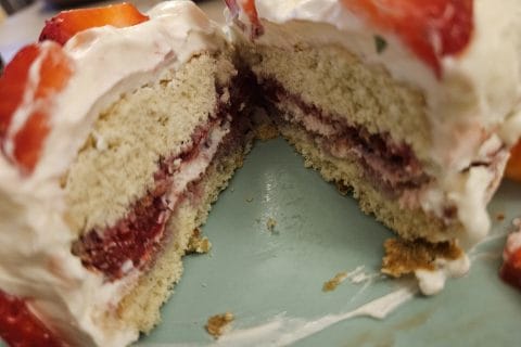 Cliquez pour zoomer ! Fraisier roulé Thermomix par fleurmarguerite