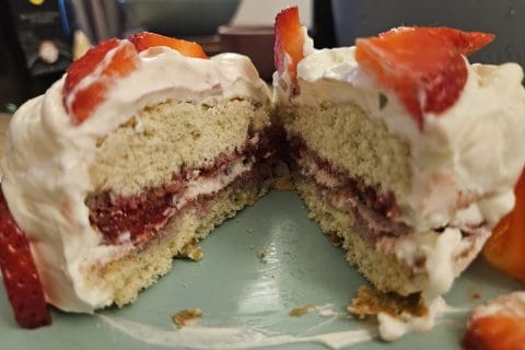 Cliquez pour zoomer ! Fraisier roulé Thermomix par fleurmarguerite