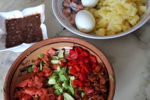 Cliquez pour zoomer ! Salade pommes de terre, saumon et avocat Thermomix par manhou05