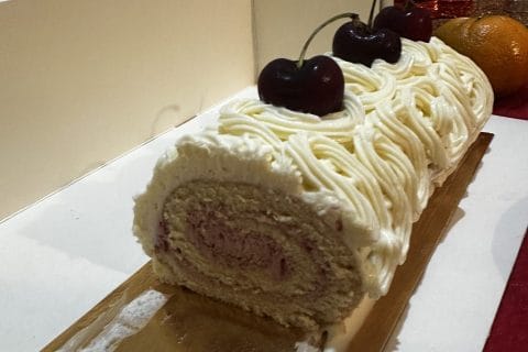 Cliquez pour zoomer ! Bûche de Noël framboises et chocolat blanc Thermomix par tipoul