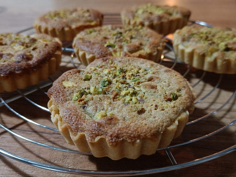 Cliquez pour zoomer ! Tartelettes amandine pistache mangue Thermomix par Del de Guidel