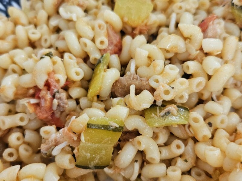 Cliquez pour zoomer ! Salade de pâtes au thon, courgettes et tomates cerises Thermomix par danouni