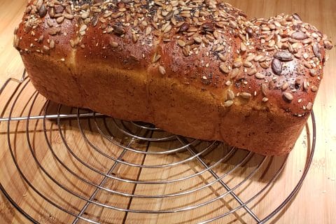 Cliquez pour zoomer ! Pain de mie aux blancs d’oeufs et aux graines de céréales Thermomix par caroline_848