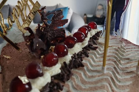 Cliquez pour zoomer ! Bûche forêt noire Thermomix par christine_522