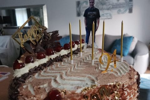 Cliquez pour zoomer ! Bûche forêt noire Thermomix par christine_522