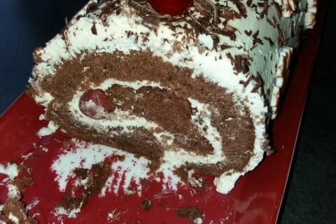 Cliquez pour zoomer ! Bûche forêt noire Thermomix par Tafany