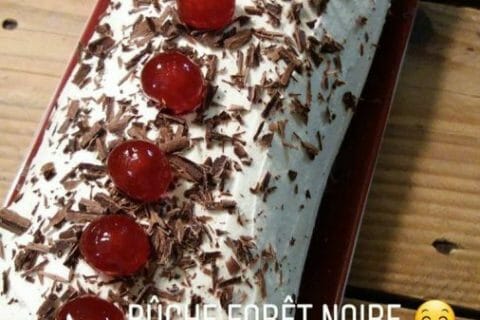 Cliquez pour zoomer ! Bûche forêt noire Thermomix par Tafany