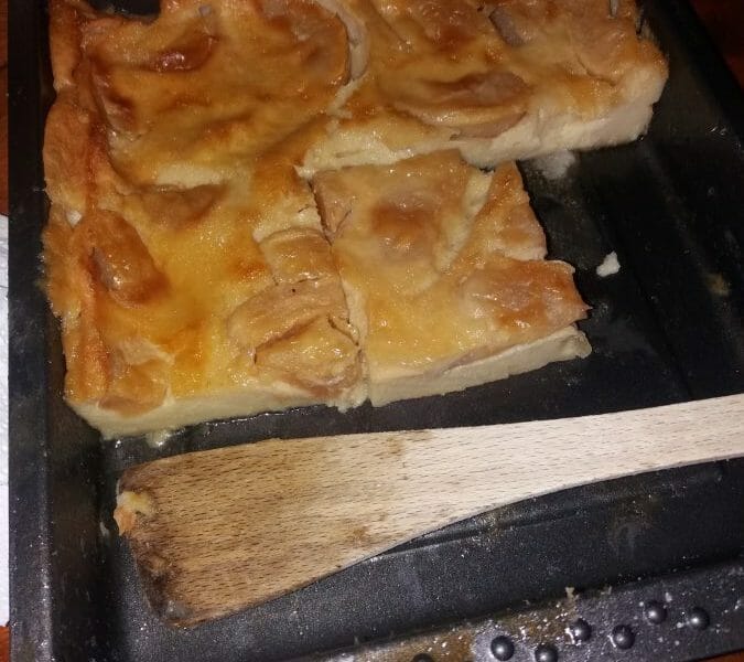 Cliquez pour zoomer ! Flognarde aux pommes (clafoutis aux pommes) Thermomix par Angefloetzet