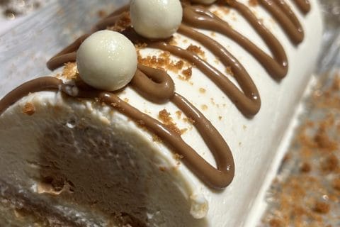 Cliquez pour zoomer ! Bûche vanille praliné Thermomix par melanie9517