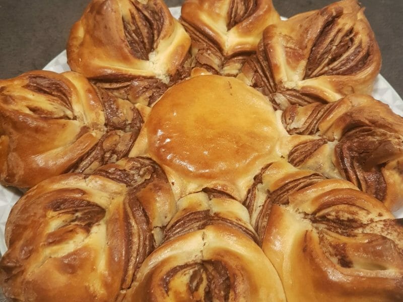 Cliquez pour zoomer ! Brioche étoilée au Nutella Thermomix par Celinedu13