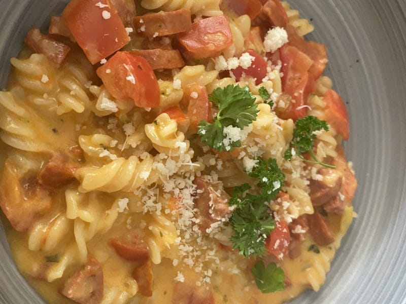 Cliquez pour zoomer ! Fusilli aux tomates et au chorizo Thermomix par didine59132