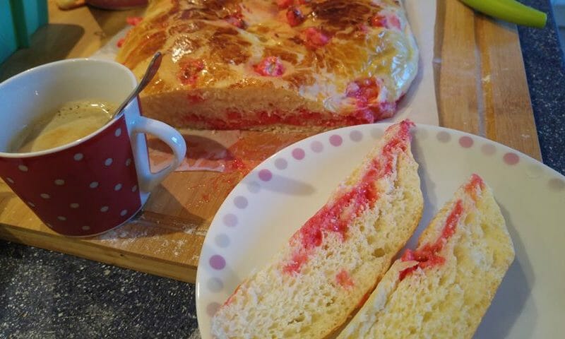 Cliquez pour zoomer ! Brioche aux pralines roses Thermomix par doudine16