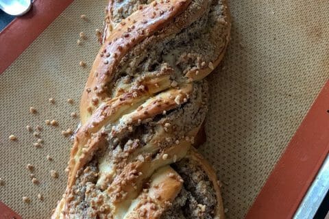 Cliquez pour zoomer ! Brioche tressée aux noisettes Thermomix par alicancan