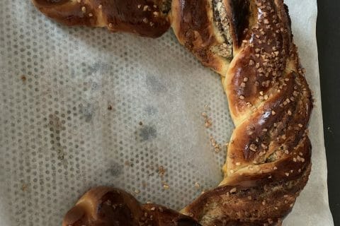 Cliquez pour zoomer ! Brioche tressée aux noisettes Thermomix par alicancan