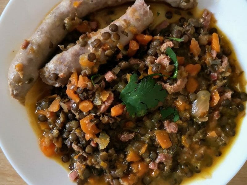 Cliquez pour zoomer ! Lentilles et ses saucisses Thermomix par Babou 🐒