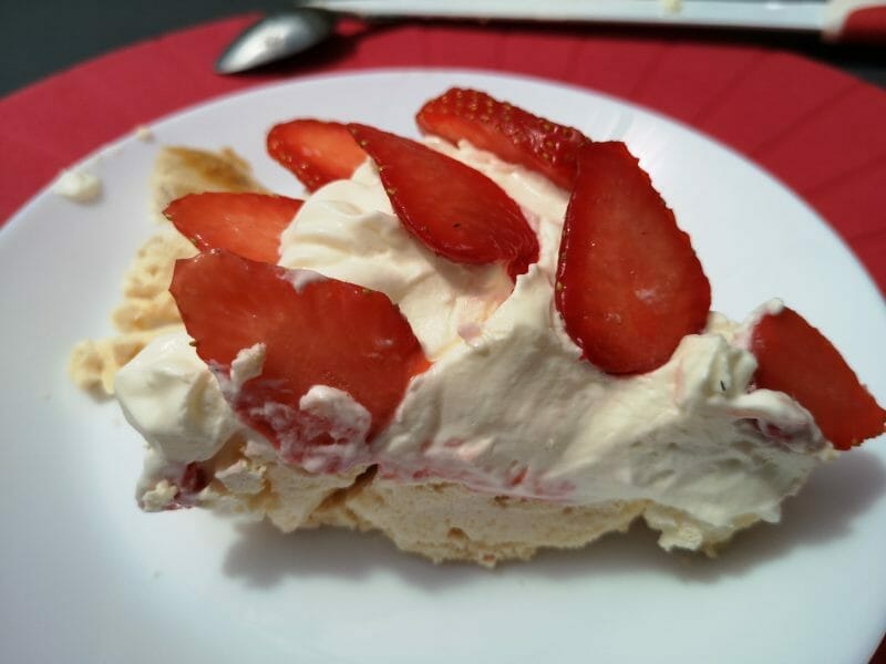 Cliquez pour zoomer ! Mini pavlova aux fraises Thermomix par Babou 🐒