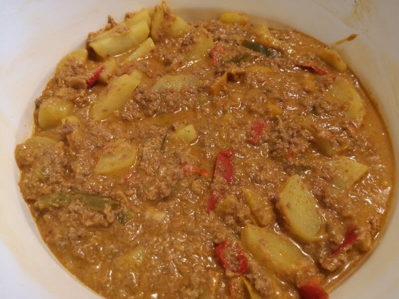 Cliquez pour zoomer ! Boeuf aux poivrons et pommes de terre Thermomix par Babou 🐒