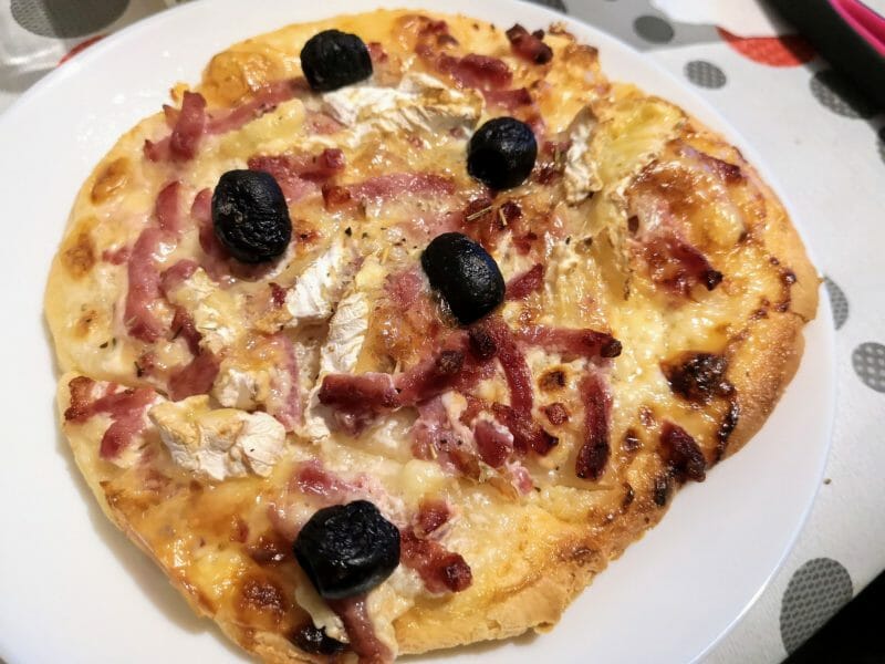 Cliquez pour zoomer ! Fougasse chèvre et lardons Thermomix par Babou 🐒