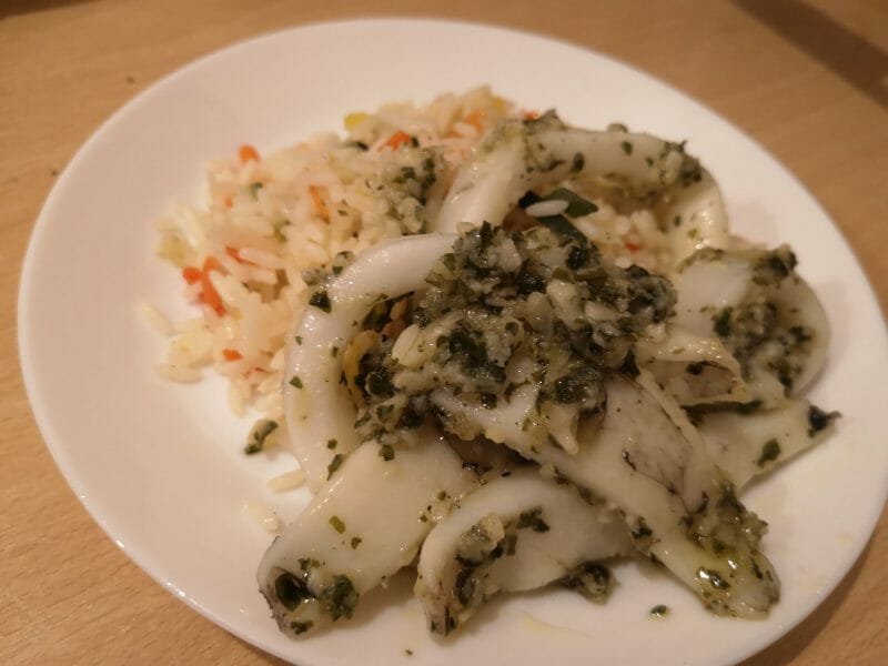 Cliquez pour zoomer ! Seiches à l’ail et au persil Thermomix par Babou 🐒