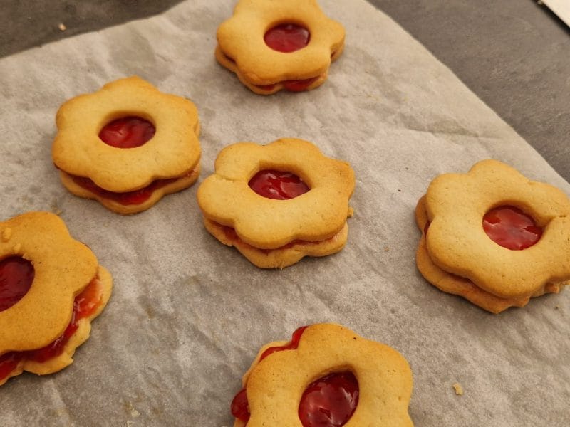 Cliquez pour zoomer ! Sablés à la confiture Thermomix par juliemaya