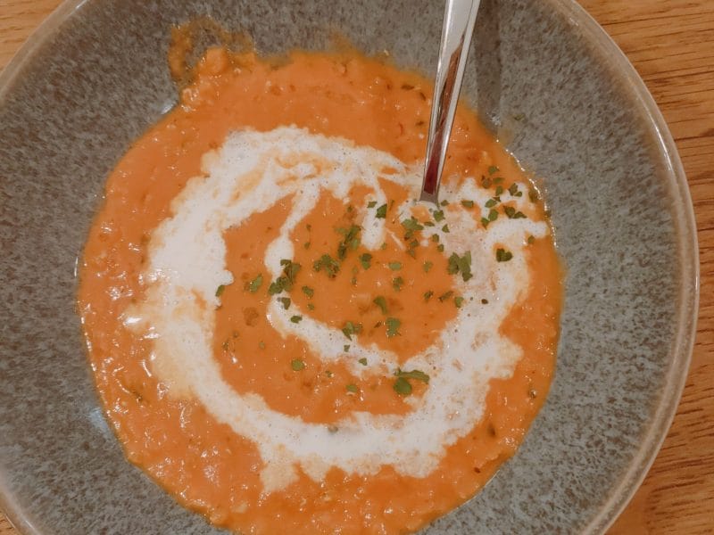 Cliquez pour zoomer ! Soupe de lentilles corail, curry et coco Thermomix par charlenelm