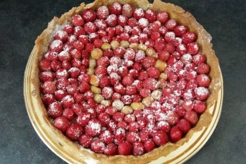 Cliquez pour zoomer ! Tartelettes framboises sur crème d’amande et pistache au Thermomix