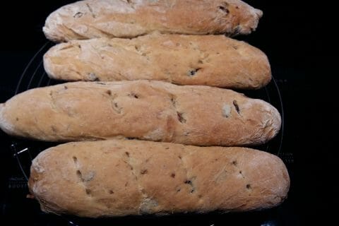 Cliquez pour zoomer ! Pain aux olives au Thermomix