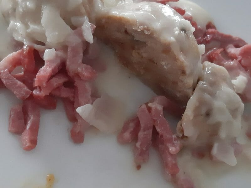 Cliquez pour zoomer ! Boulettes au pain à la sauce soubise Thermomix par ltyme