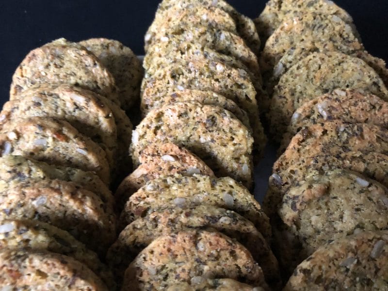 Cliquez pour zoomer ! Sablés apéritifs ail des ours et beaufort Thermomix par hatalcook