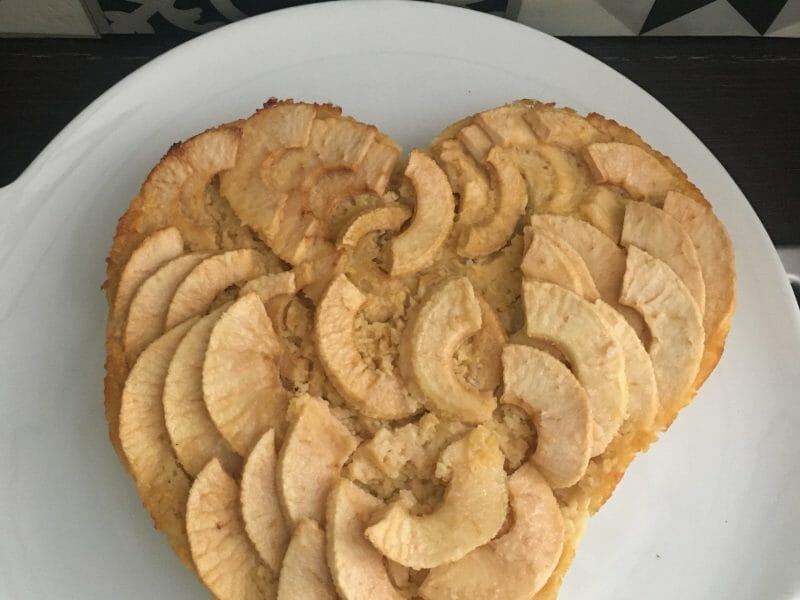 Cliquez pour zoomer ! Tarte aux pommes sans pâte Thermomix par Hippolu