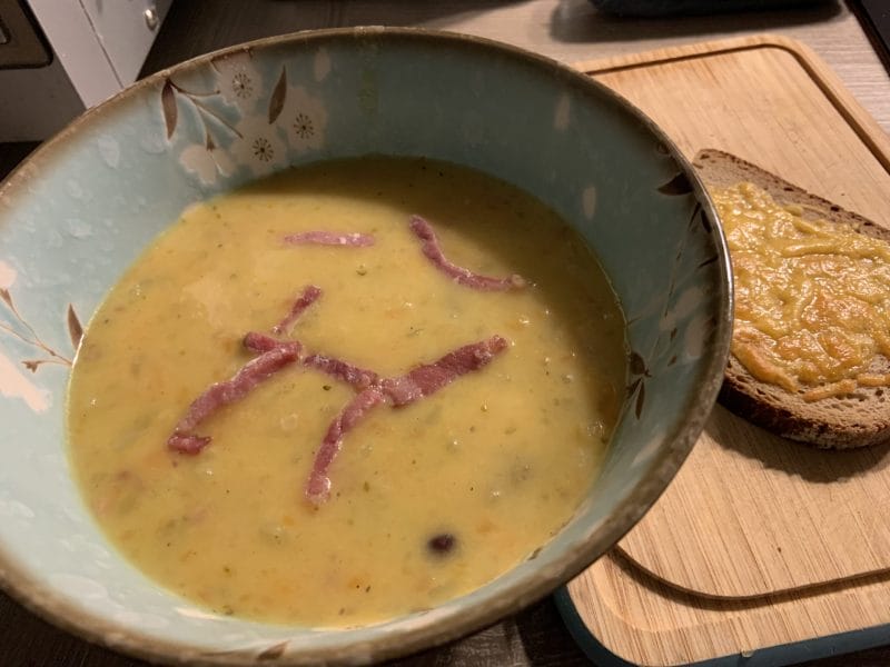 Cliquez pour zoomer ! Soupe rustique de pommes de terre Thermomix par matou69🌺