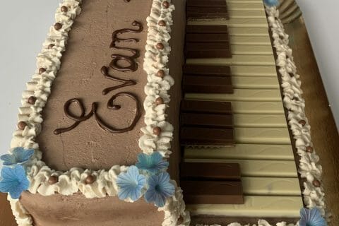 Cliquez pour zoomer ! Layer cake Kinder Bueno Thermomix par piccolarosy