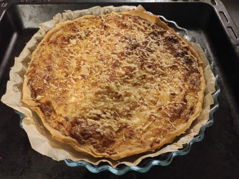 Cliquez pour zoomer ! Tarte feuilletée aux oignons Thermomix par sabrina_750
