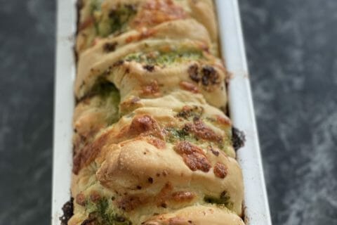 Cliquez pour zoomer ! Pain à l’ail, persil et mozzarella Thermomix par Nadjet