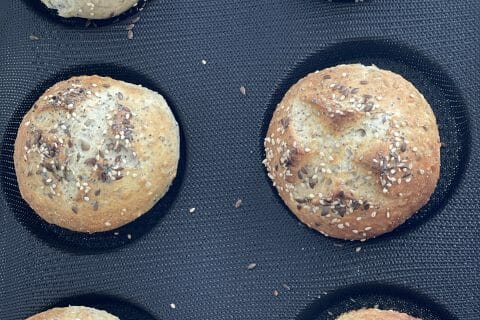 Cliquez pour zoomer ! Petits pains aux céréales Thermomix par Nadjet
