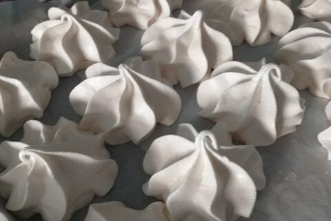 Cliquez pour zoomer ! Meringues Thermomix par Lili2906