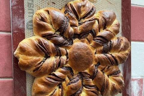 Cliquez pour zoomer ! Brioche étoilée au Nutella Thermomix par Brittany