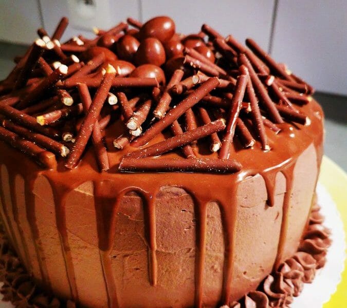 Cliquez pour zoomer ! Layer cake Kinder Bueno Thermomix par Mimi68120