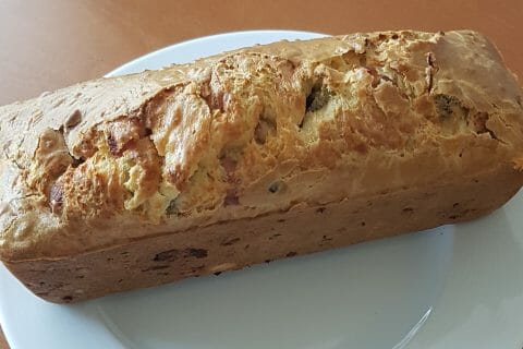 Cliquez pour zoomer ! Cake chèvre, noisettes et lardons Thermomix par Adeline 👩🍳