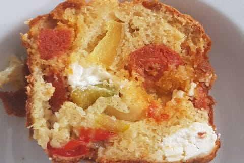 Cliquez pour zoomer ! Cake chorizo, poivrons et feta Thermomix par Adeline 👩🍳