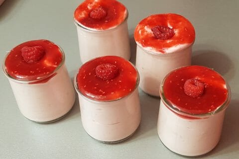 Cliquez pour zoomer ! Mousse à la framboise et son coulis Thermomix par Adeline 👩🍳