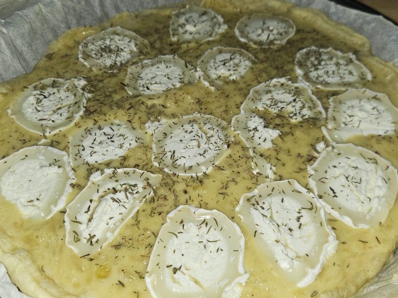 Cliquez pour zoomer ! Quiche oignons, chèvre et miel Thermomix par helo_8