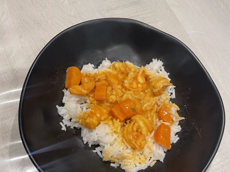 Cliquez pour zoomer ! Curry de crevettes au lait de coco Thermomix par juliecrts43