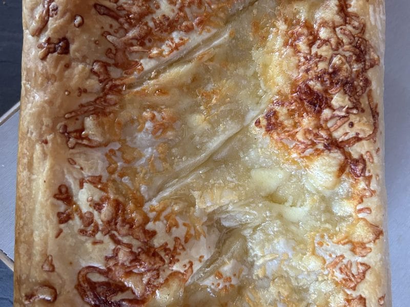 Cliquez pour zoomer ! Petites tourtes à la truite, fourme et poireaux Thermomix par zoe007