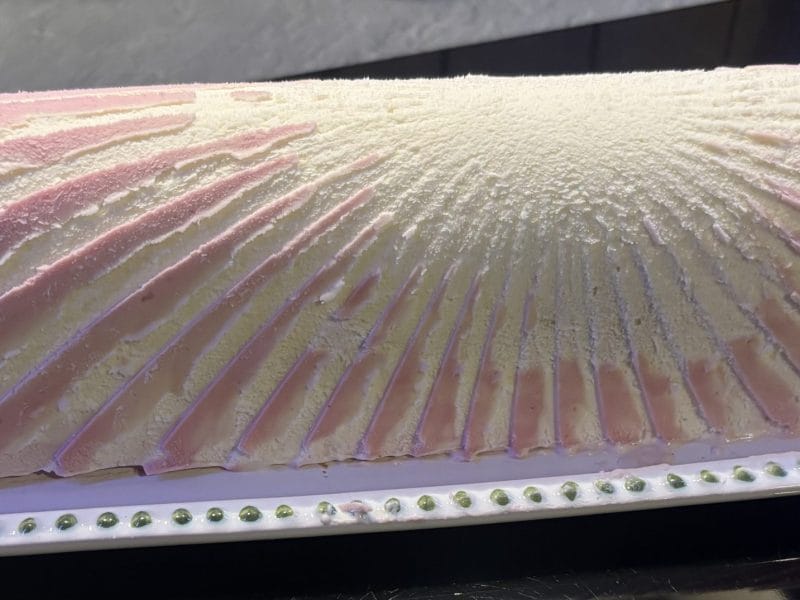 Cliquez pour zoomer ! Bûche de Noël framboises et chocolat blanc Thermomix par zoe007