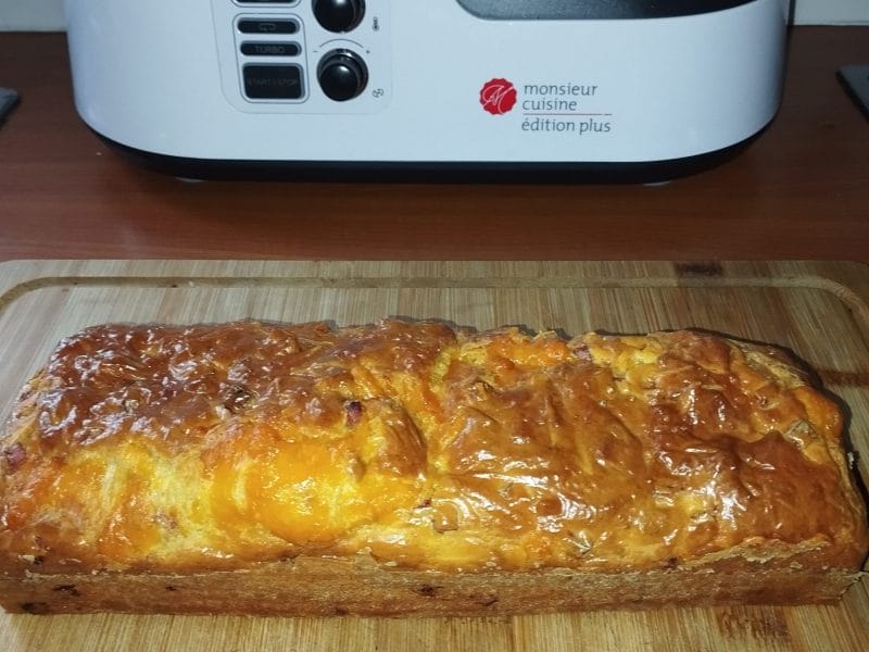 Cliquez pour zoomer ! Cake salé jambon fromage et olives Thermomix par Vanessa